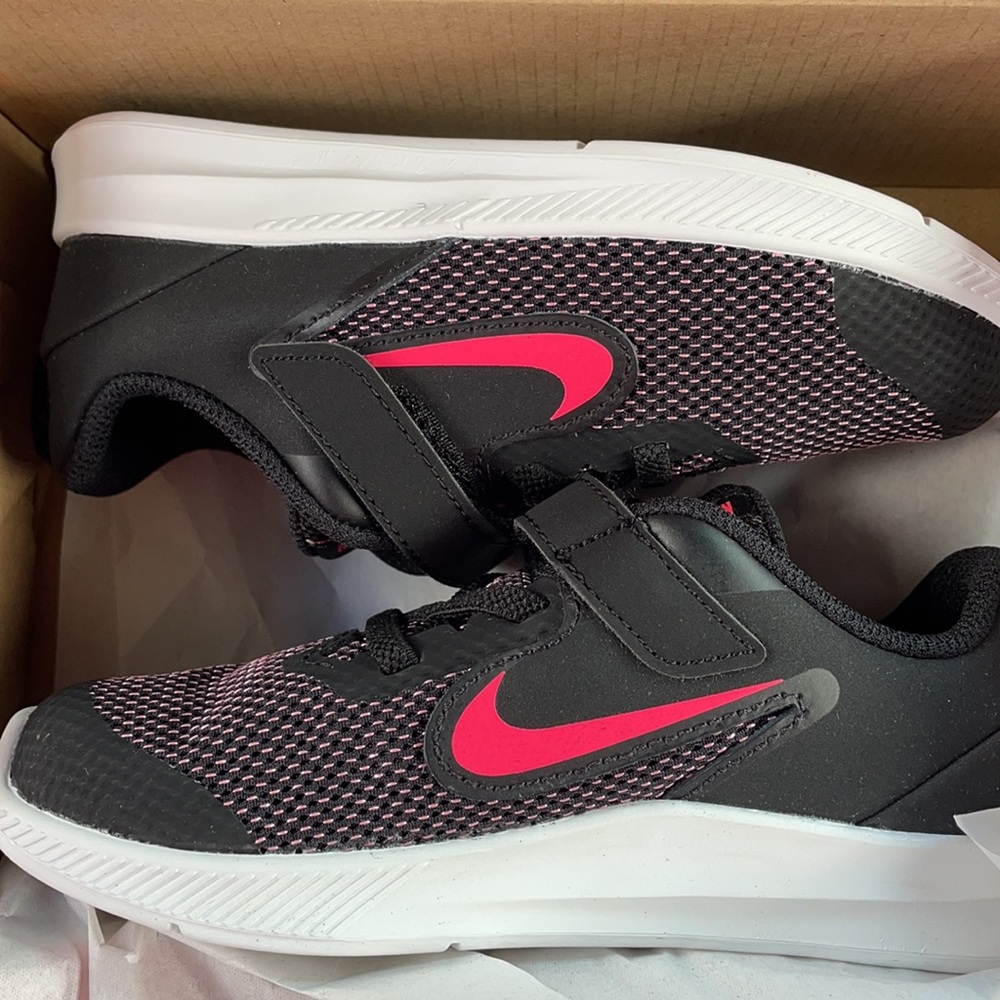 Nike downshifter toddler shoe